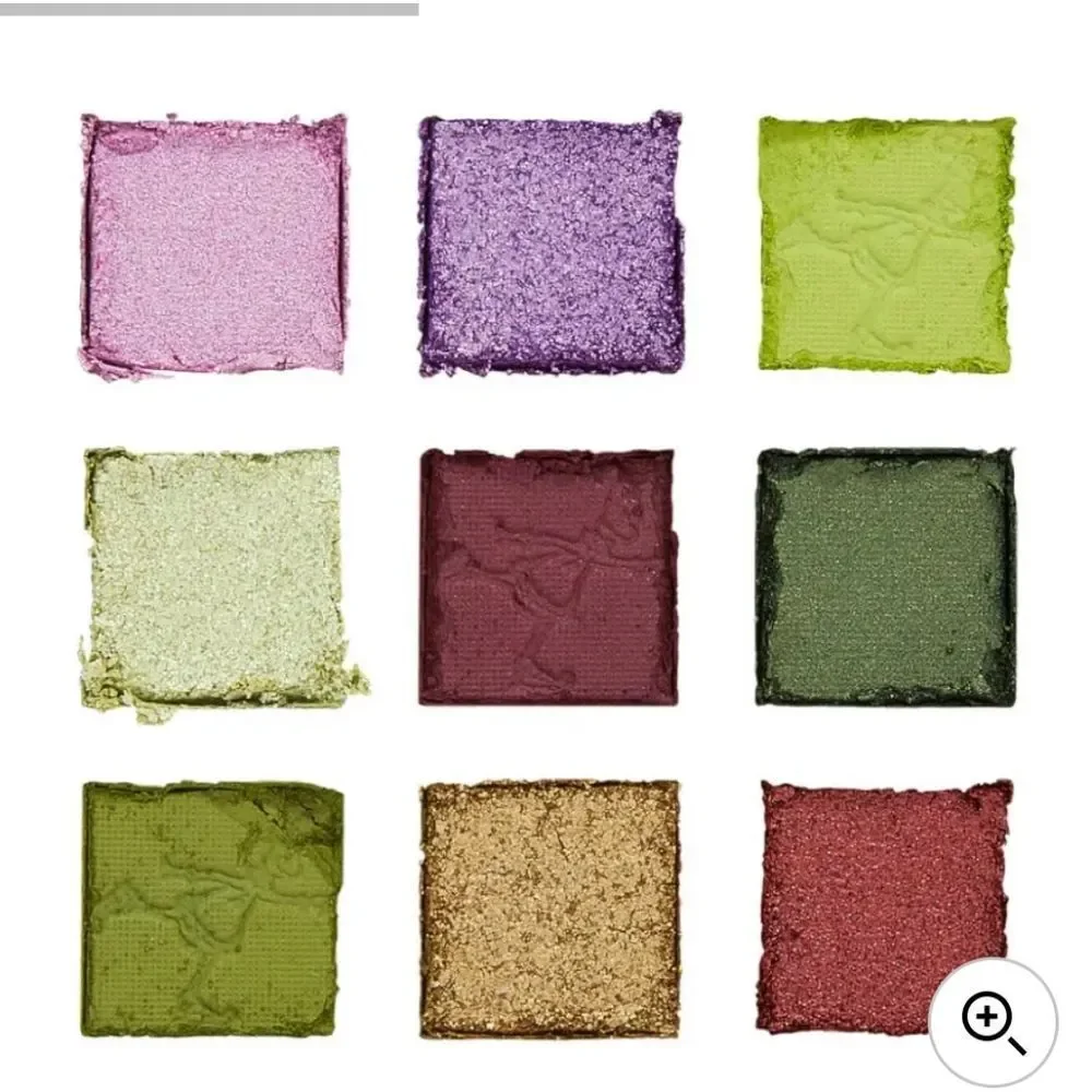 Revolution Beauty‎ X The Grinch Mean One Shadow Palette